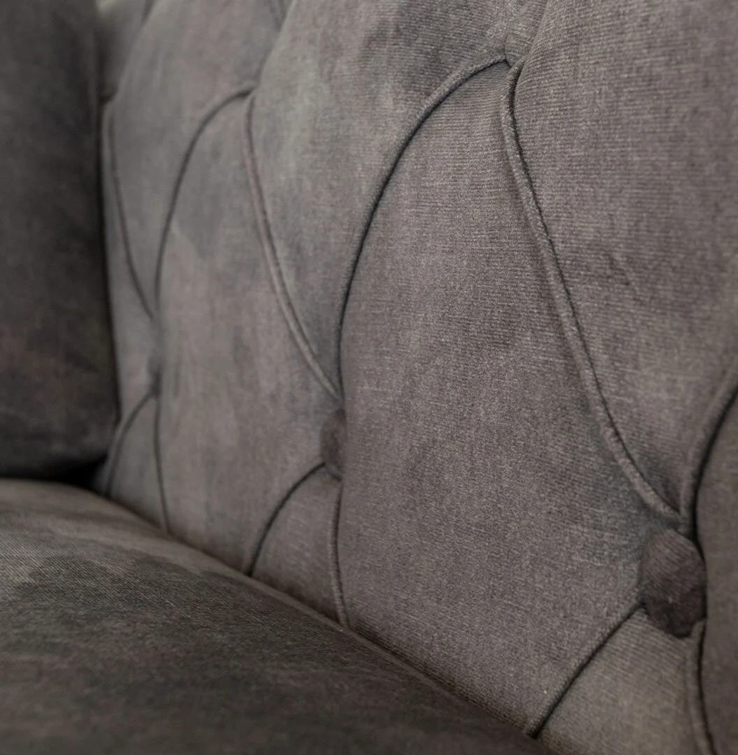 čalúnené kreslo LUX - detail | muslahome.sk čalúnené kreslo LUX - detail | muslahome.sk